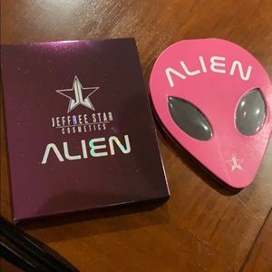 Jeffree Star Alien Palette